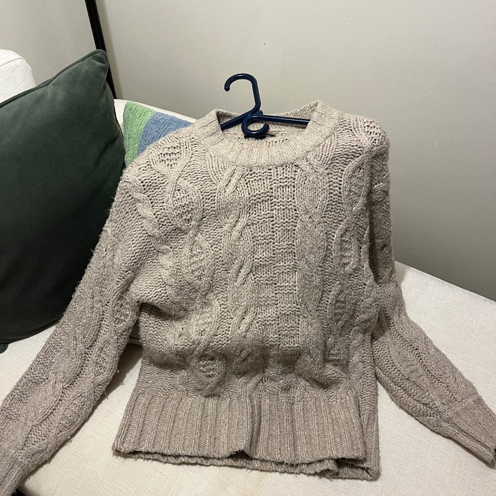 American Eagle Knit Sweater